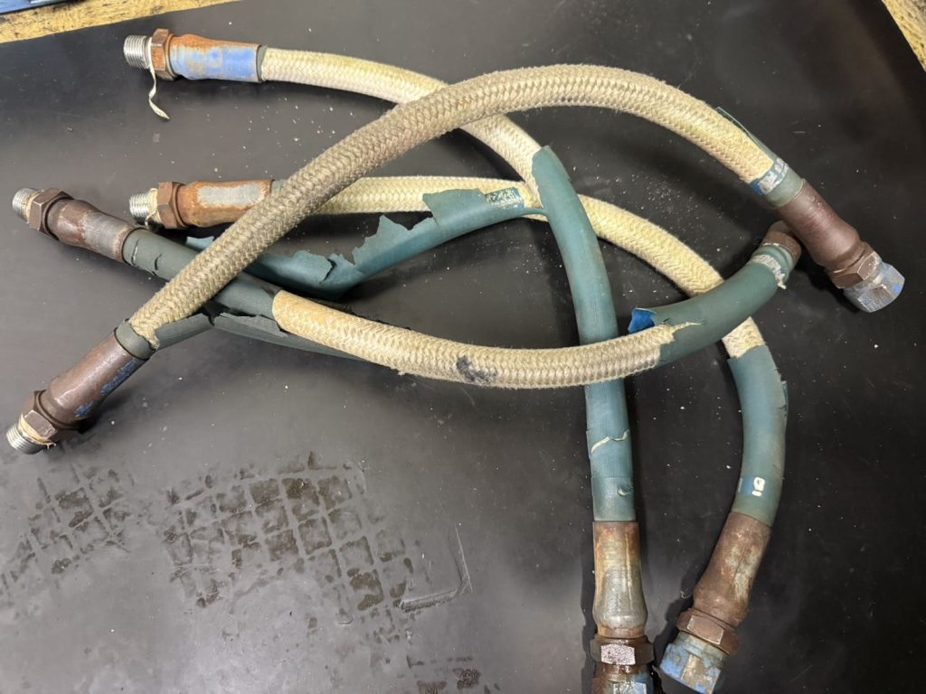 農機具 油圧ホース トラクター 樹脂ホース ゴムホース 特徴