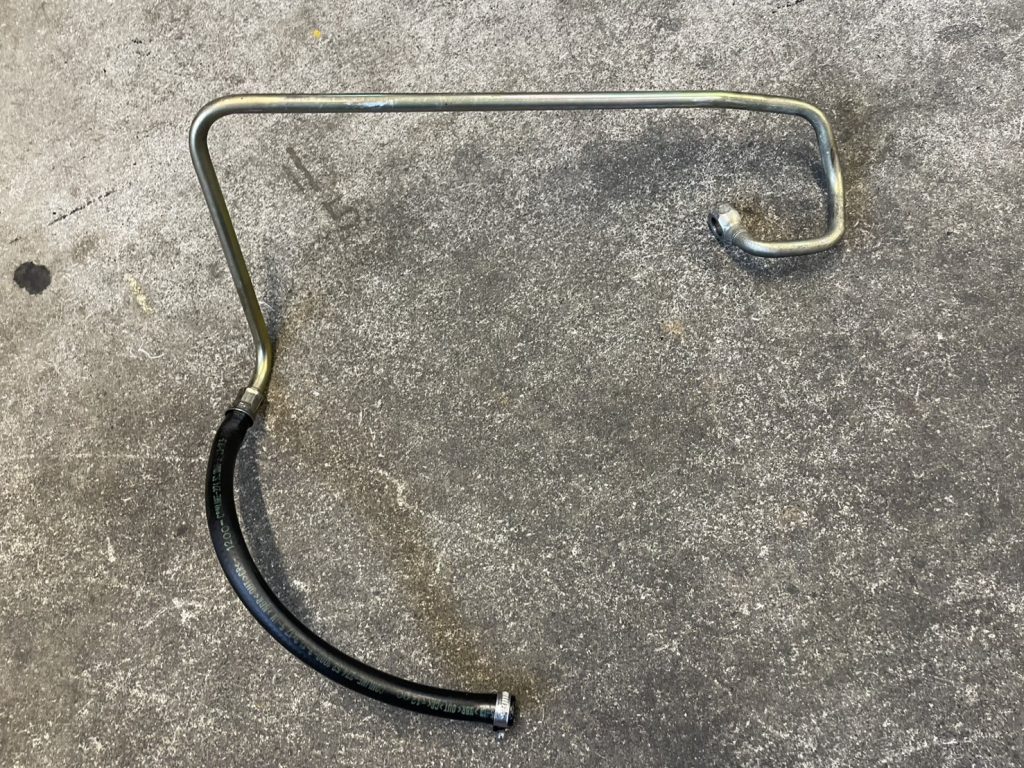 BMW パワステ低圧ホース 片側加締め バンド締め 修理